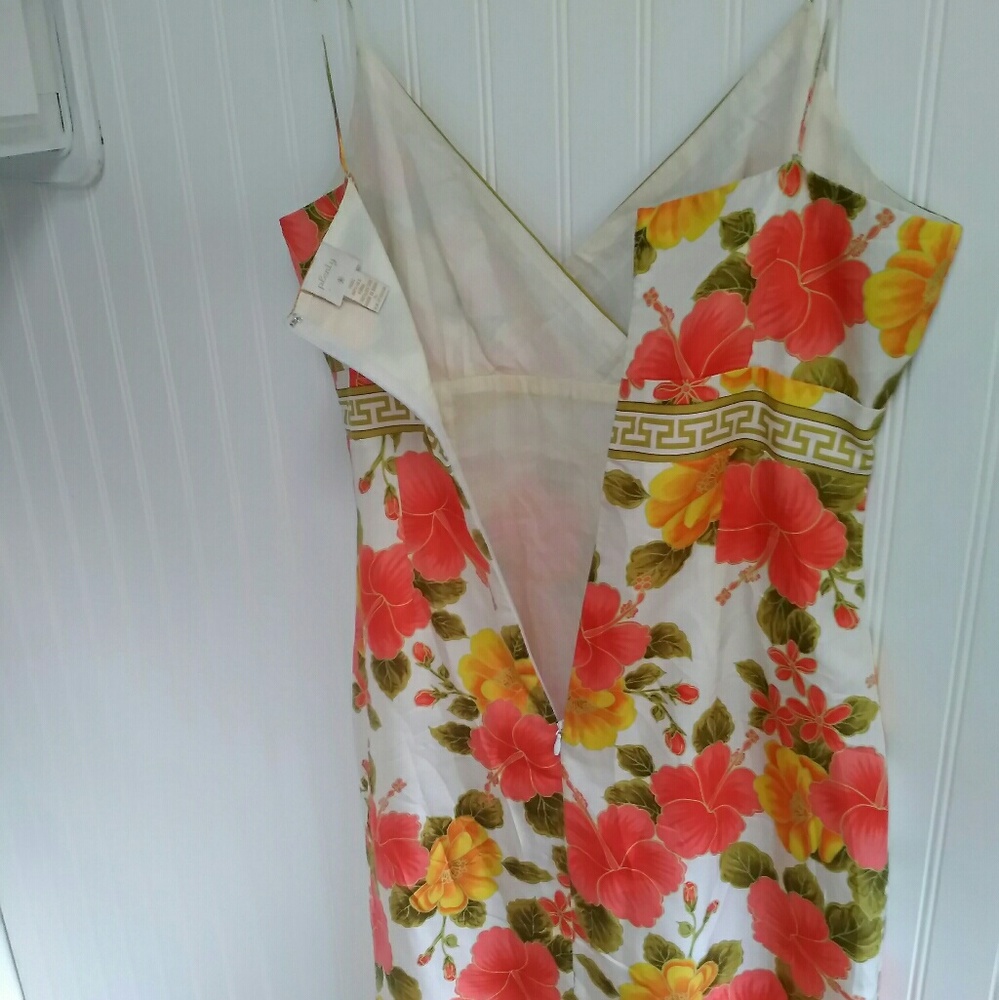 🌴🌺Plenty🌺🌴 Hawaiian Dress, Vacation, Floral - Picture 6 of 6